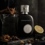 Fondo con ingrediente creativo y roca del perfume 25 Experience Khadlaj Eau de Parfum