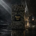 Noirè Absolu Arabiyat Prestige Eau de Parfum con fondo negro